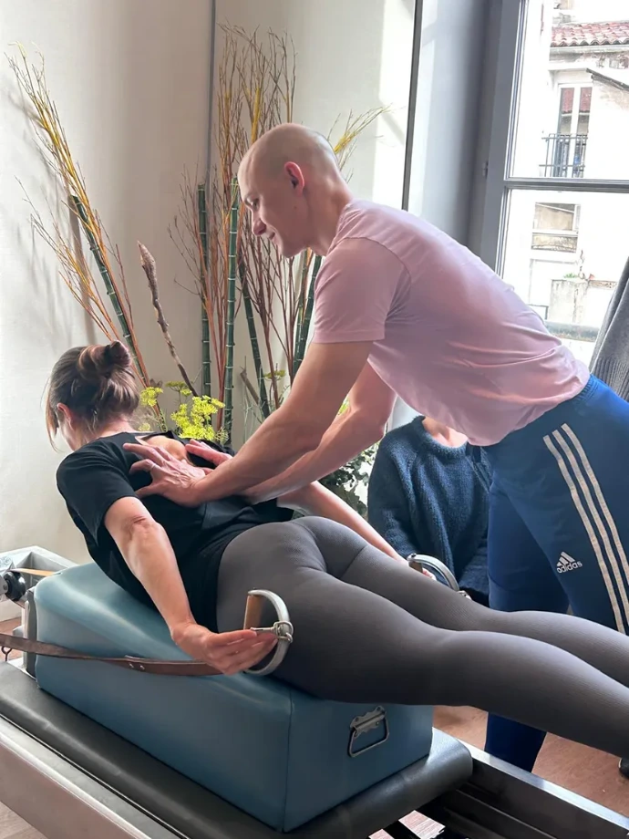 Cours de Pilates sur Reformer à Villefranche-de-Rouergue